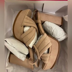 Vince Camuto Heels, New in box, size:8.5 M